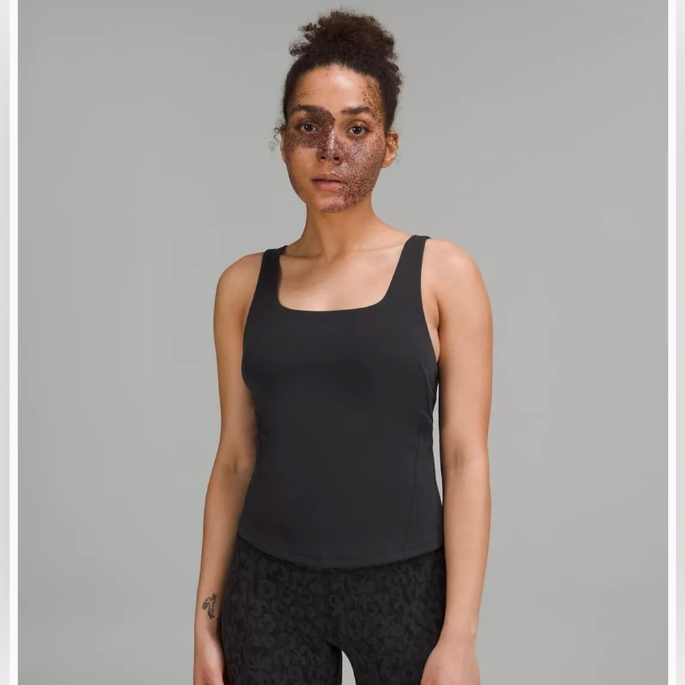 NWT Lululemon InStill Tank Size 4